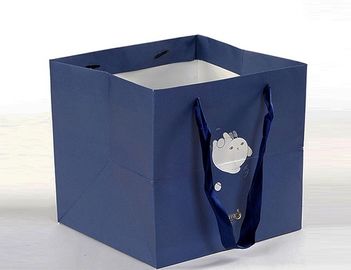 Magnetyczne zamknięcie Sztywne kartonowe pudełka upominkowe Matowa niebieska powierzchnia wykończeniowa